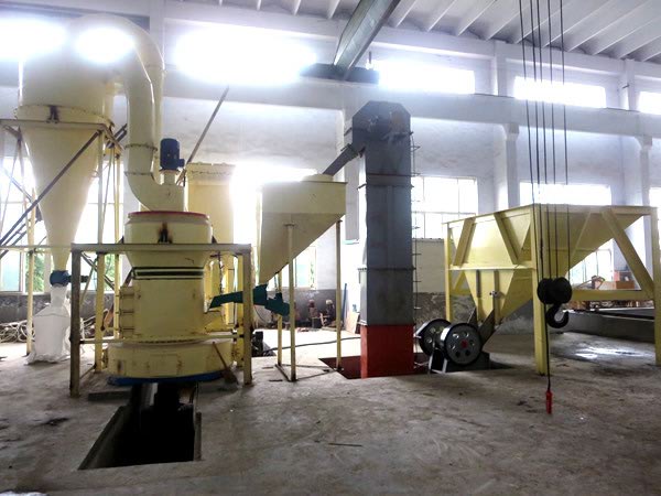 石灰石磨粉機生產(chǎn)線